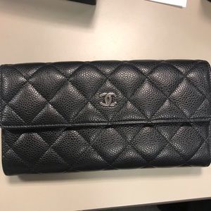 Chanel cavier wallet